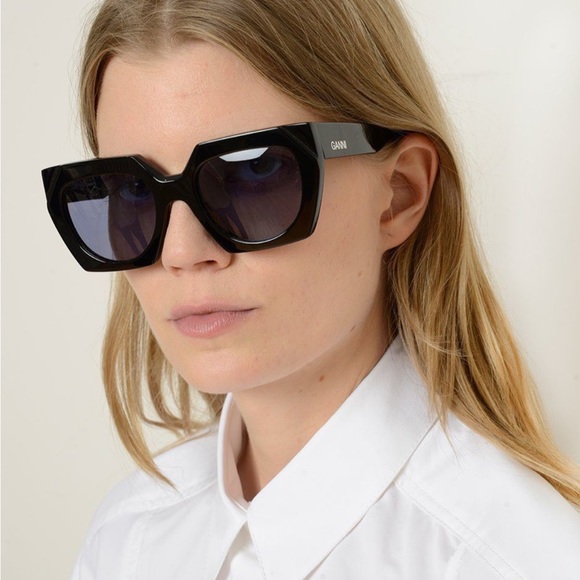 GANNI Oversized Sunglasses brown/green Tortoise NWOT with Case - Picture 6 of 7